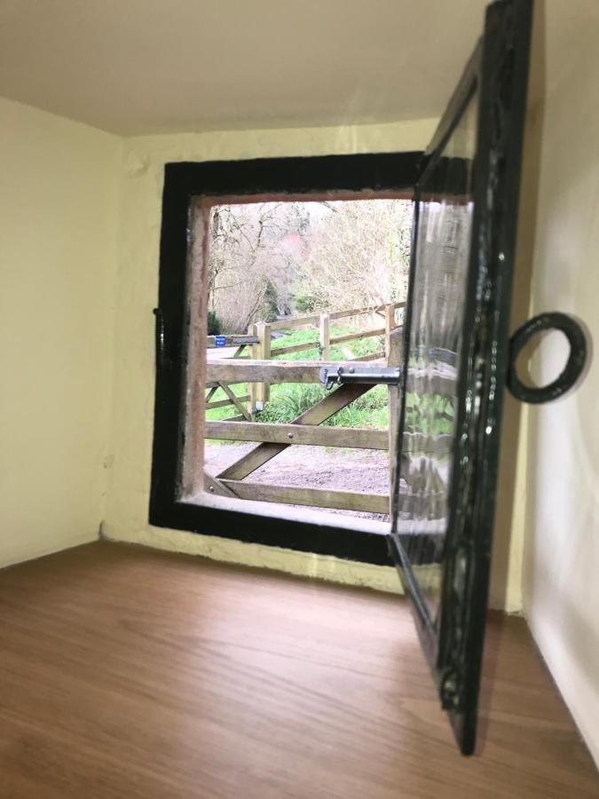 Gatekeepers Lodge, Dyrham Park 외부 사진